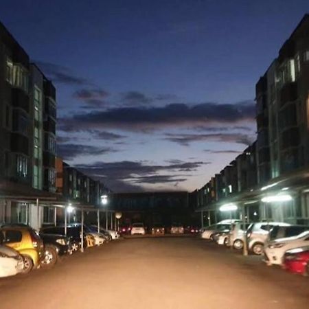 Cybercity Ph1 Near Kkia By Family Homestay Donggongon Exterior foto